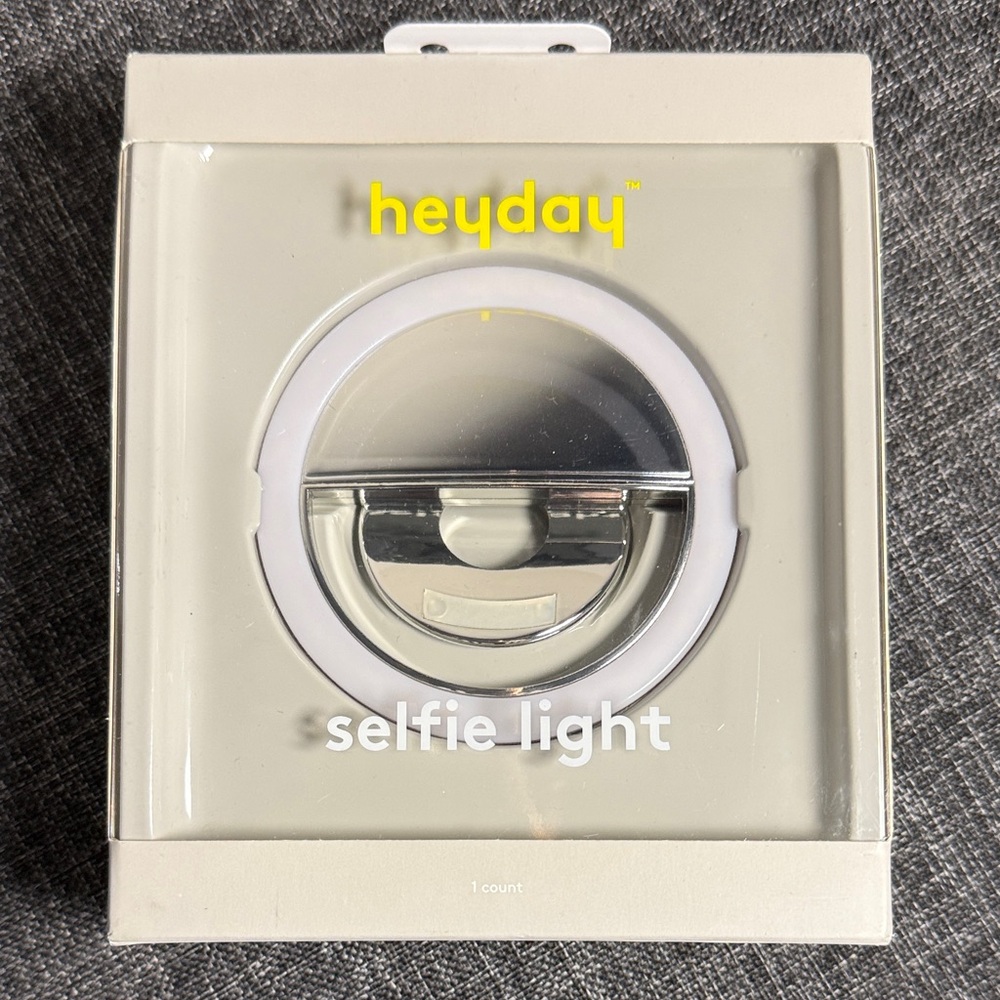 Heyday Silver Clip-On Selfie Light Phone Accessory NWT